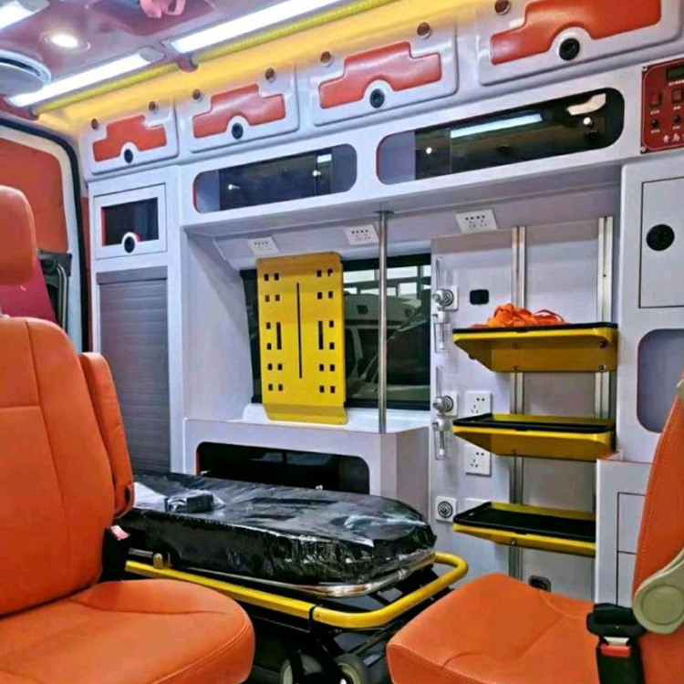 斗门长途救护车护送病人租赁价格